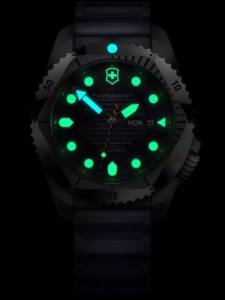 Meeste käekell Victorinox Dive Pro Automatic 241995 - Premiumkellad